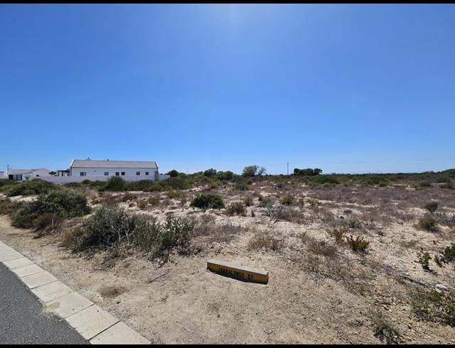 LAND FOR SALE IN BRITANNIA BAY